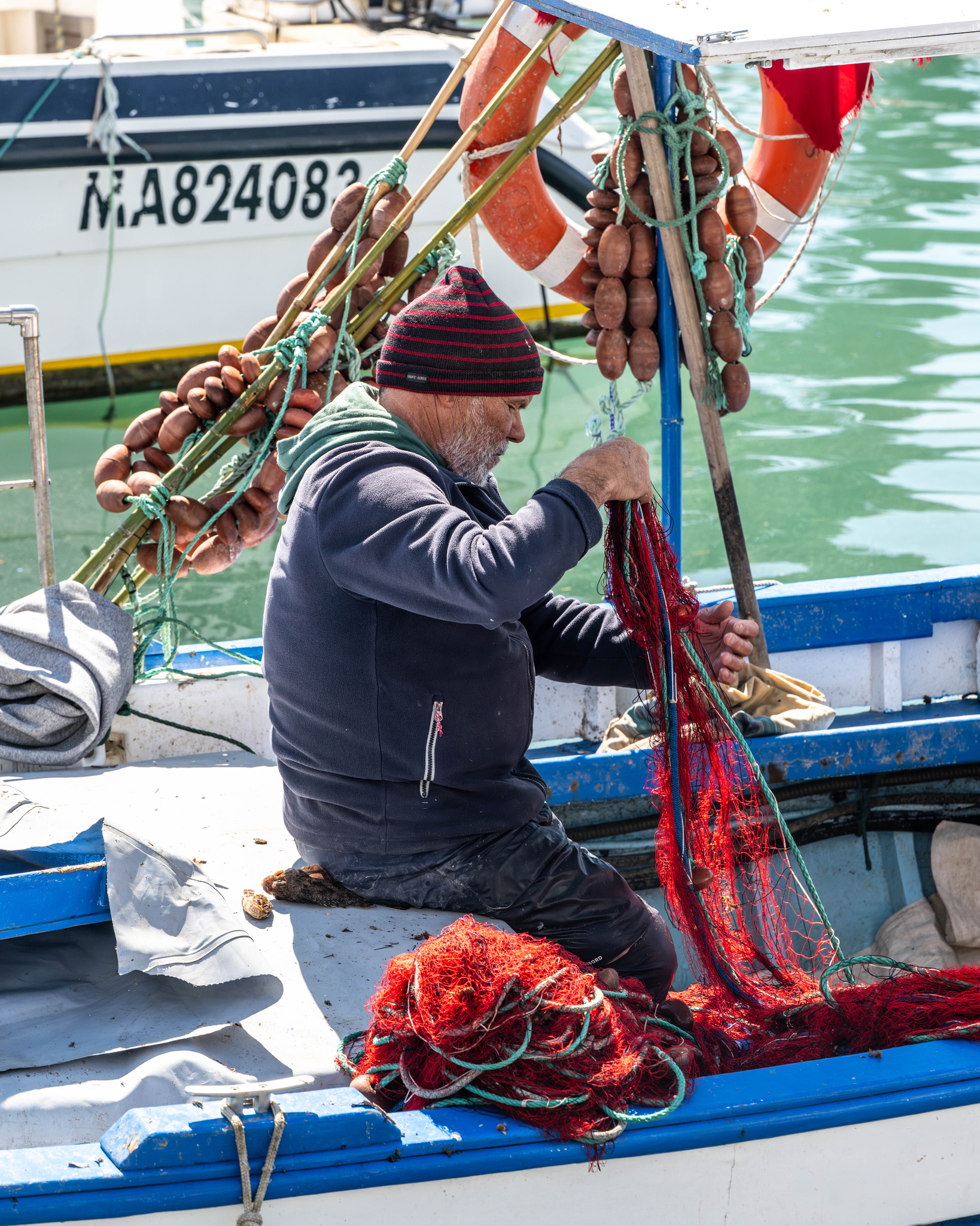 restaurant service non stop cassis